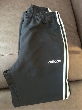 🔥 adidas Men’s Black WindBreaker Joggers with White Side Stripes